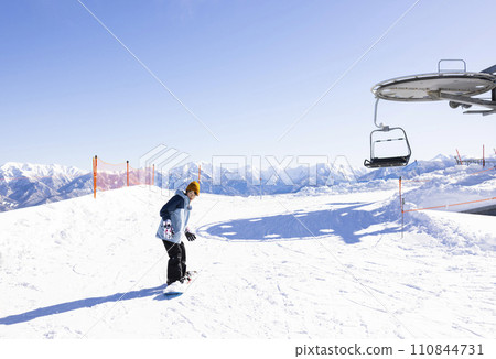 Kids enjoying snowboarding Kids enjoying snowboarding 110844731