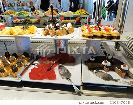 egyptian dessert food 110847066