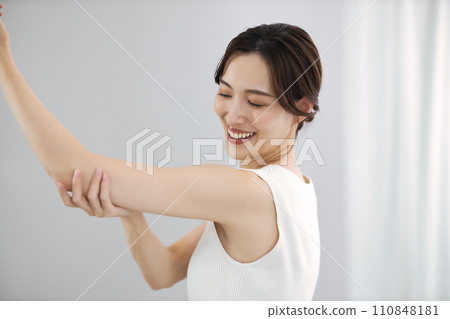 Beauty image skin care hair removal 110848181