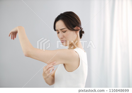 Beauty image skin care upper arm Beauty image skin care upper arm 110848699