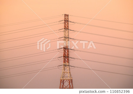 Japan's Yokohama cityscape January - Steel towers and power lines... Electricity charges... = January 19, 2020 110852396