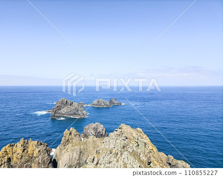 Cape Ortegal sea stacks landscape, Galicia, Spain 110855227