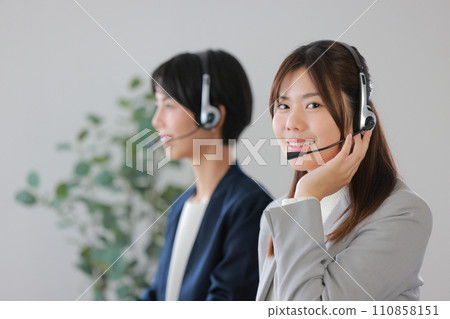 Smiling young operator woman_3 Smiling young operator woman_3 110858151