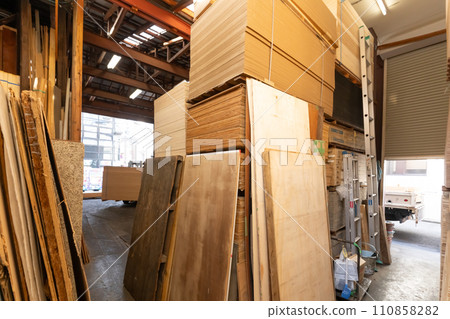 鋸木廠形象 鋸木廠形象 110858282