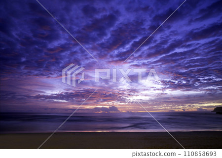 Colorful cloudy sky at sunset. Gradient color. Sky texture, abstract nature background 110858693