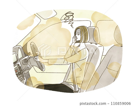 一位女士擔心車內有異味。 110859006