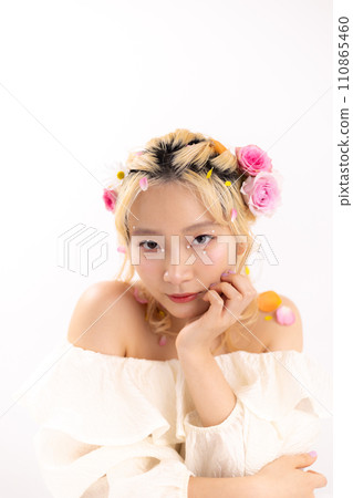 日本金髮女郎的美麗肖像 110865460