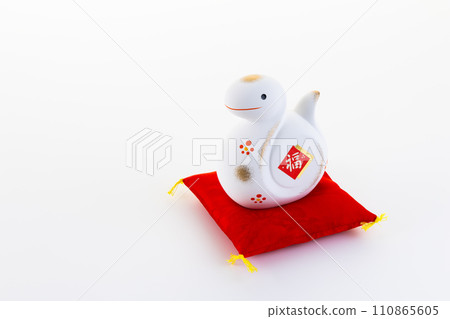 蛇雕像 蛇年 蛇雕像 蛇年 110865605