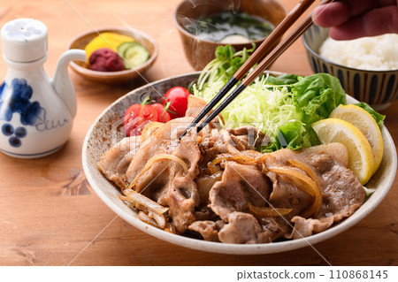 姜烤豬肉套餐 110868145