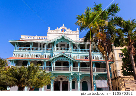 The Old Dispensary, also known as Ithnashiri Dispensary, historical building in Stone Town, Zanzibar in Tanzania 110870391