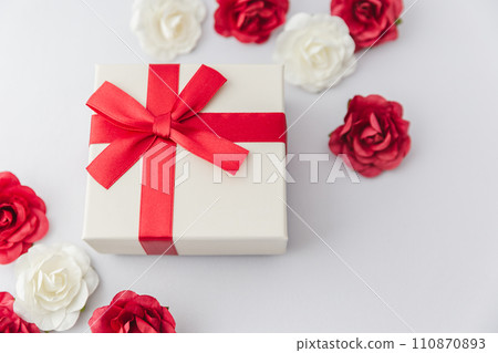 【情人節】紅絲帶禮盒 110870893