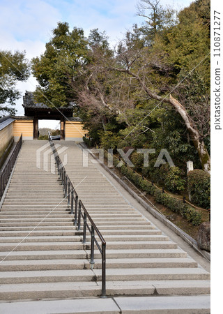 世界文化遺產六園寺金閣 110871277