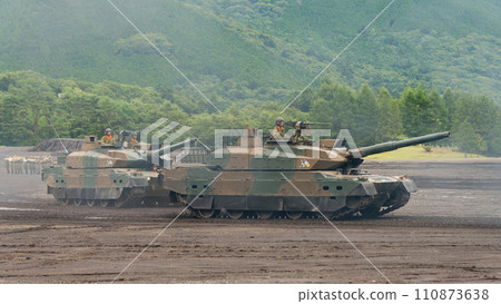 陸上自衛隊10式戰車行駛 陸上自衛隊10式戰車行駛 110873638