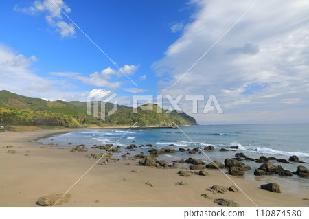 衝浪勝地宮崎戀浦的美麗海景 衝浪勝地宮崎戀浦的美麗海景 110874580