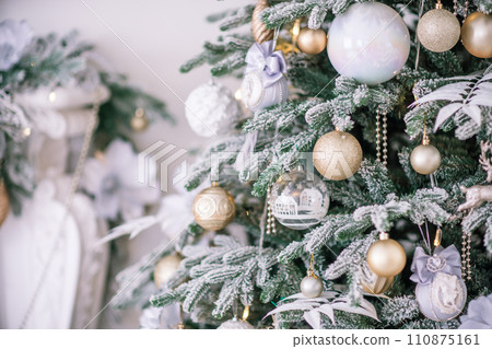 Christmas background, Christmas tree decorated with light balls Christmas background, Christmas tree decorated with light balls 110875161