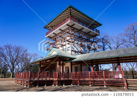 藍天廣闊的增形山展望台 生田綠地(神奈川縣川崎市) 藍天廣闊的增形山展望台 生田綠地(神奈川縣川崎市) 110879053