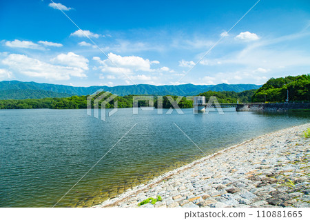 日本最好的池塘，萬能池，與空海有關的生命之水 110881665