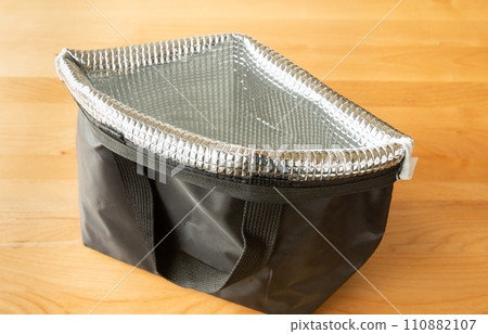 Cold and thermal bag, cold bag, thermal bag, cold lunch bag, lunch box bag 110882107