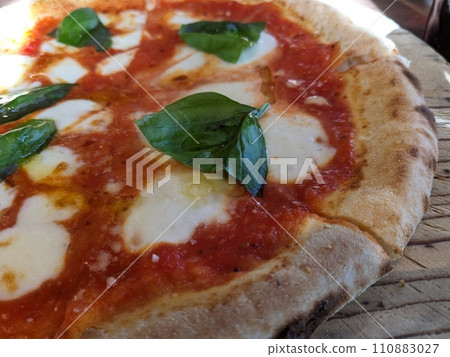 home made pizza home made pizza 110883027