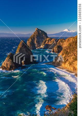 (靜岡縣)Nishiizusennukimon和富士山 (靜岡縣)Nishiizusennukimon和富士山 110885038