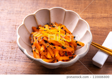 胡蘿蔔芝麻醋 110886800