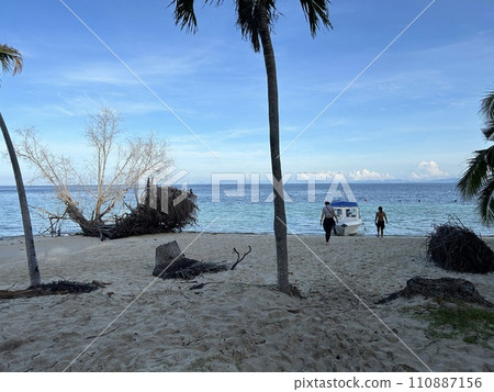 Mabul Island, the base for diving in Sipadan Island, Sabah state in Malaysia. 110887156