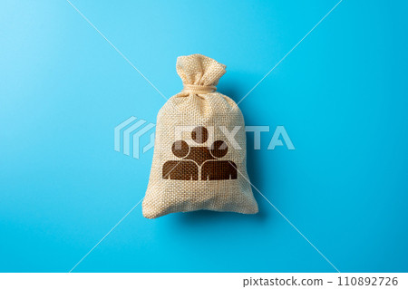 Bag with a symbol of people. A movement, organization, or initiative focused on social causes, human rights, or equality. Togetherness. Human resources. Workers and population. Bag with a symbol of people. A movement, organization, or initiative focused on social causes, human rights, or equality. Togetherness. Human resources. Workers and population. 110892726