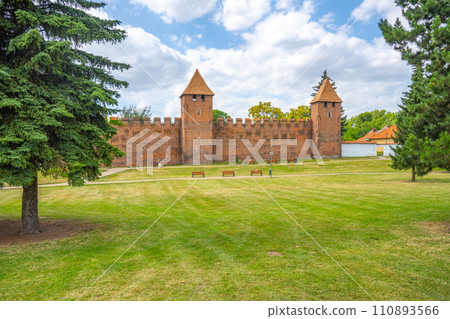 Gothic medieval fortification walls with towers in Nymburk, Czechia 110893566