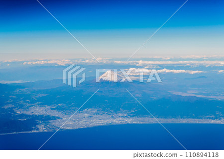 Fuji Aerial shooting 110894118