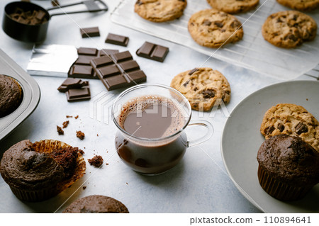 hot chocolate drink with chocolate products 110894641