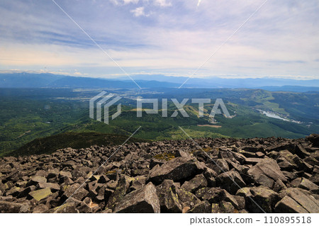 從八岳連峰蓼科山眺望的景色 從八岳連峰蓼科山眺望的景色 110895518