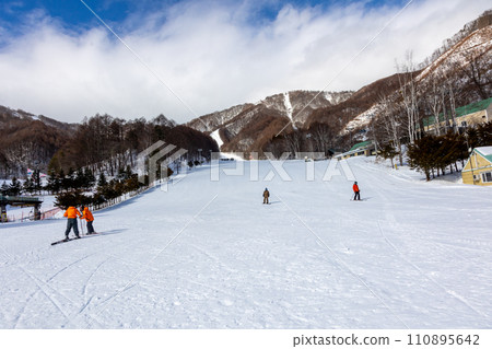 四季之森白色世界尾瀨岩倉滑雪場 110895642
