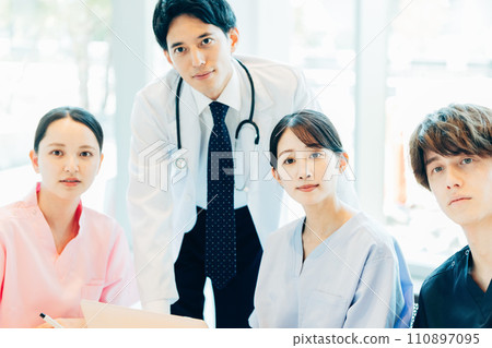 醫生護士醫務工作者形象 110897095