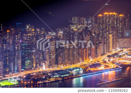 SKY100的香港夜景 110899262