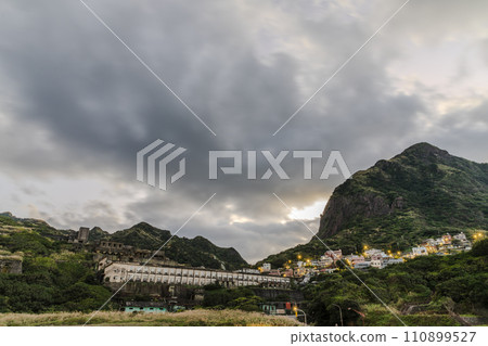 十三層遺址 110899527