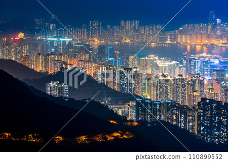 香港九龍山頂夜景 香港九龍山頂夜景 110899552