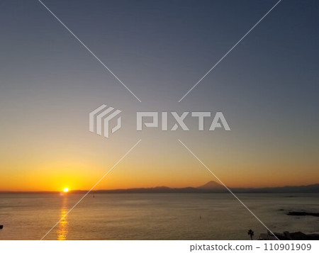sunset, blue water, marine 110901909