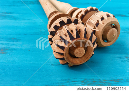 用於製作巧克力的墨西哥 molinillo 炊具 110902234