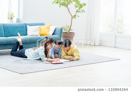 Family family 110904264