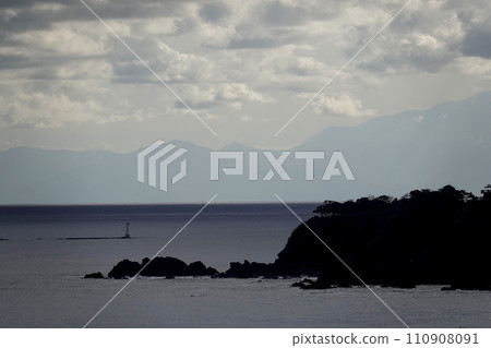 A faint view of the Tateyama Mountain Range from the Noto Peninsula towards Toyama 110908091