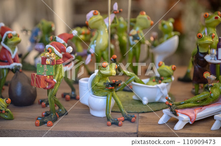 Set of decoration ceramic frogs in various funny poses for home and garden Set of decoration ceramic frogs in various funny poses for home and garden 110909473
