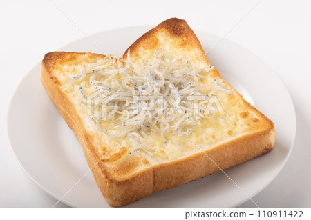 Pot-fried whitebait cheese bread 110911422