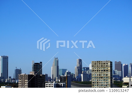 從澀谷看到的新宿風景 110913247
