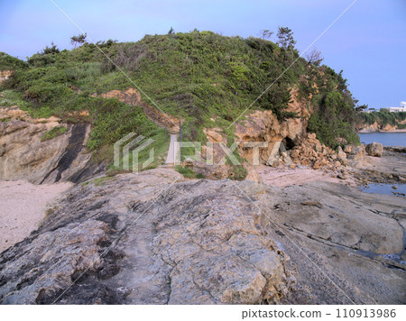 Evening view of Natsuihana, Ashiya Town, Onga District, Fukuoka Prefecture 110913986