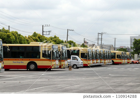 神奈川縣中央交通西平塚事務所 神奈川縣中央交通西平塚事務所 110914288