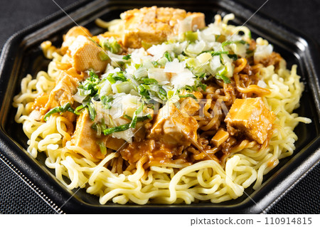 美味的仙台特產麻婆炒麵 110914815