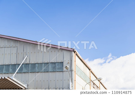 Factory and blue sky Factory and blue sky 110914875