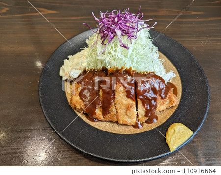 Pork cutlet 110916664