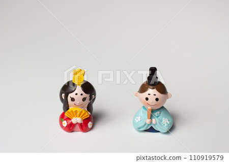 Hina doll toys on white background Hina doll toys on white background 110919579