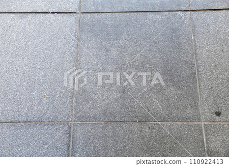 square 110922413